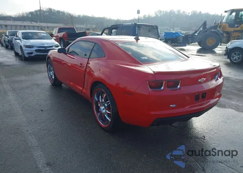 2010 Chevrolet Camaro 1Lt из США, поврежденный, VIN 2G1FB1EV6A9105169